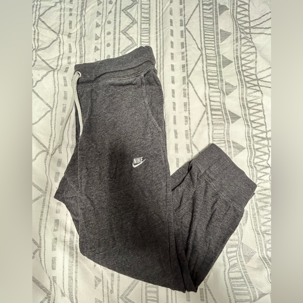 Heather Gray Nike Capri Joggers